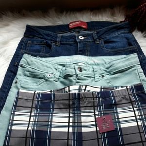 3 pairs of girls size 14/16 skinny/jeggings